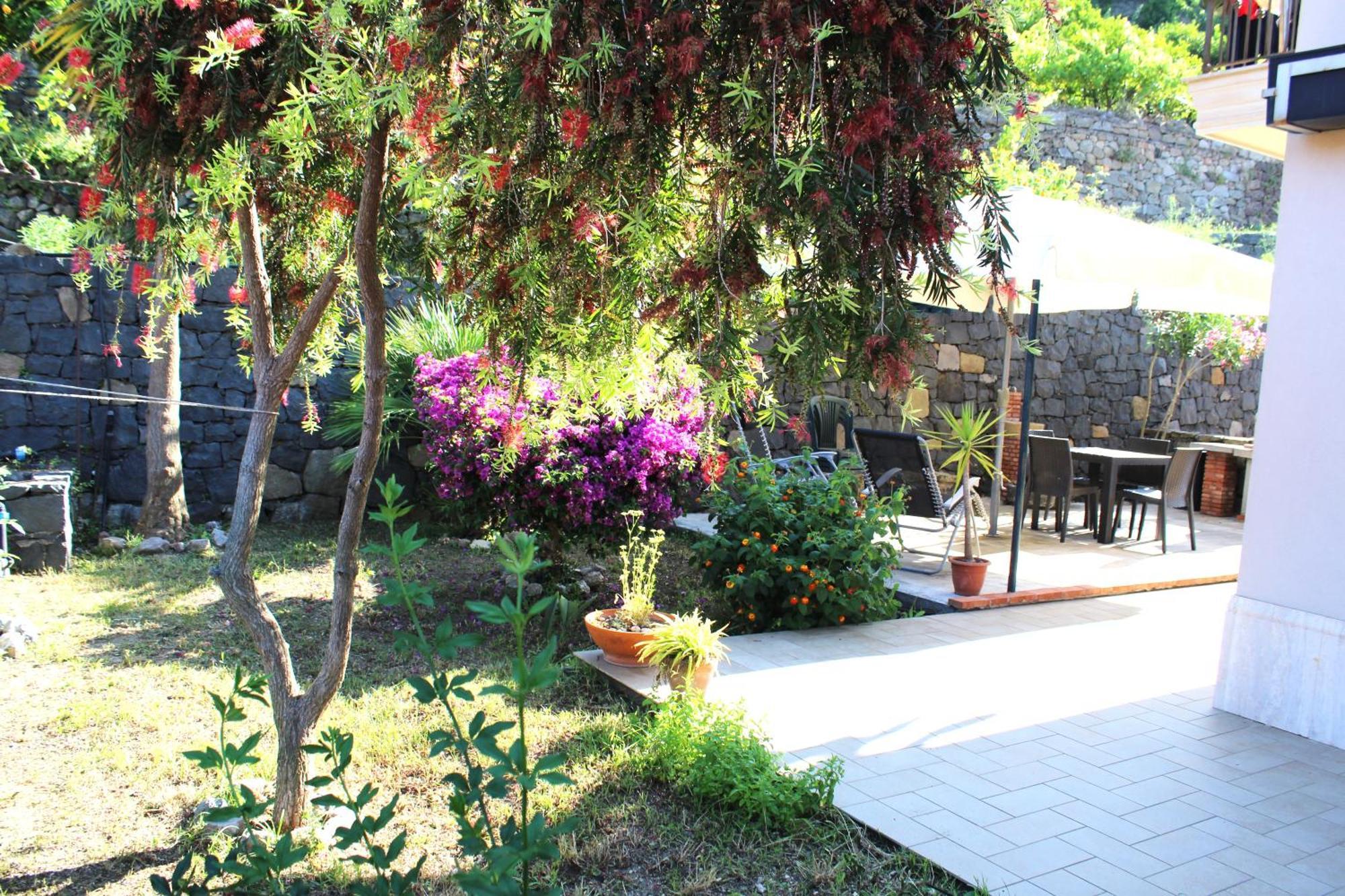 Casa Vacanze A Rava ฟรานกาวิลลา ดิ ซิชิเลีย ภายนอก รูปภาพ